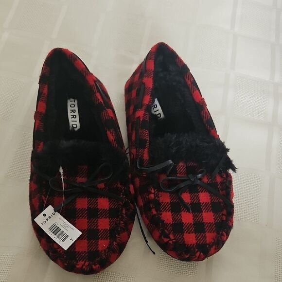 Torrid Red and Black Checkered Moccasin Slippers - Picture 16 of 16